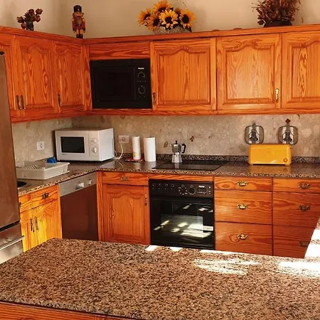 Sunny House With Private Pool And Sea View Сasa de vacaciones
